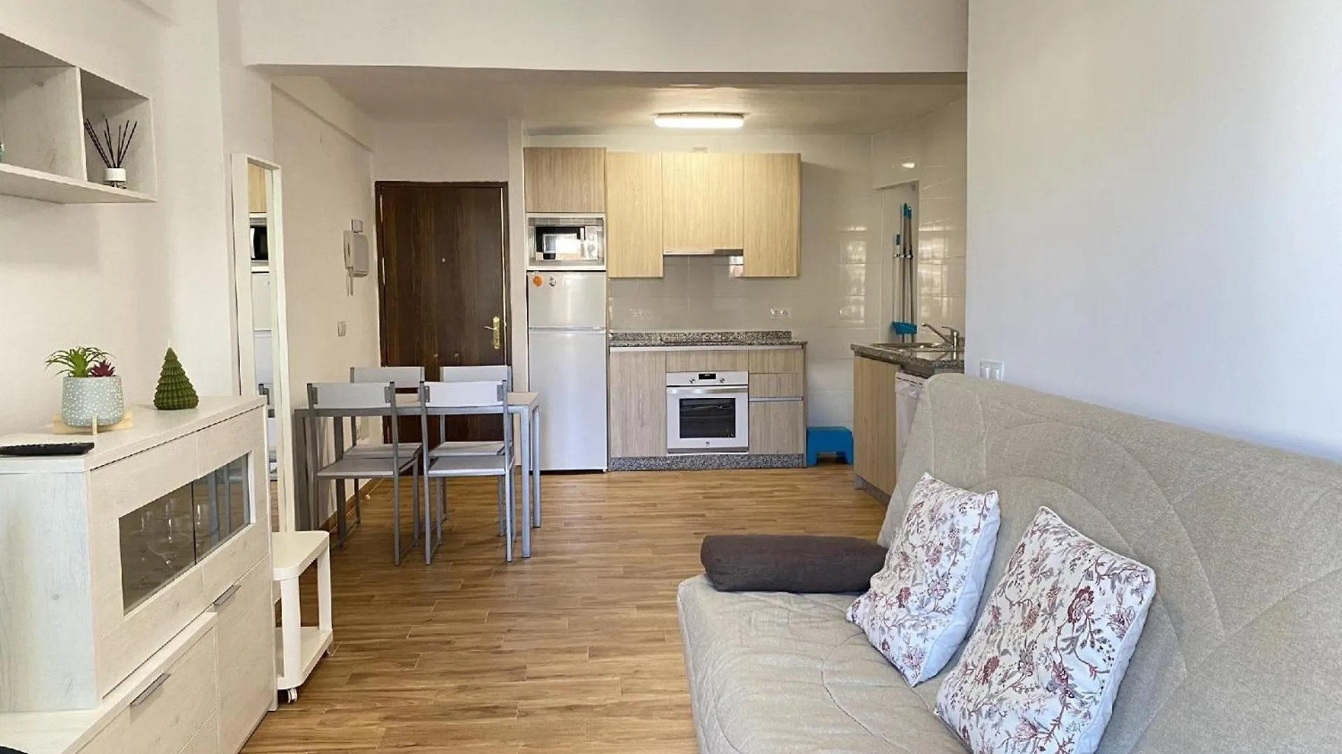 Ferienwohnung Fuer 2 Personen Ca 60 Qm In Nerja, Andalusien Costa Del Sol Apartment Nerja